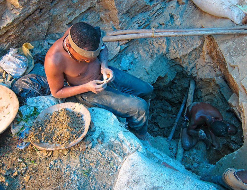 Artisanal miner, Segele Main pit